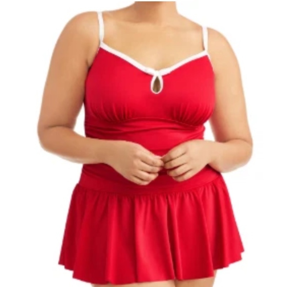 Red Ruched Sweetheart One Piece Swimwear size L